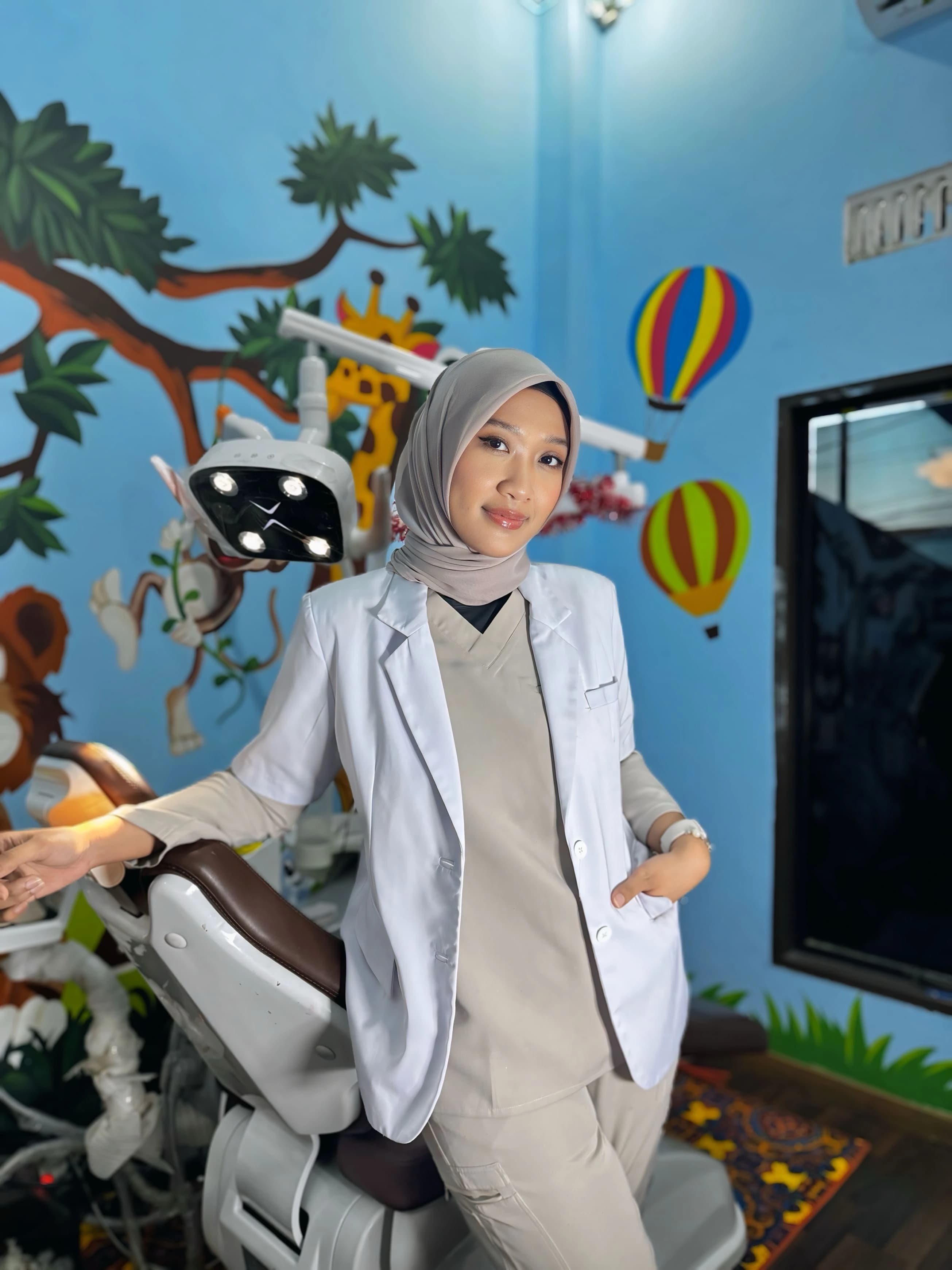 drg. Tiara Intan - Dokter Gigi Umum di klinik gigi Renie Dent Banjarmasin